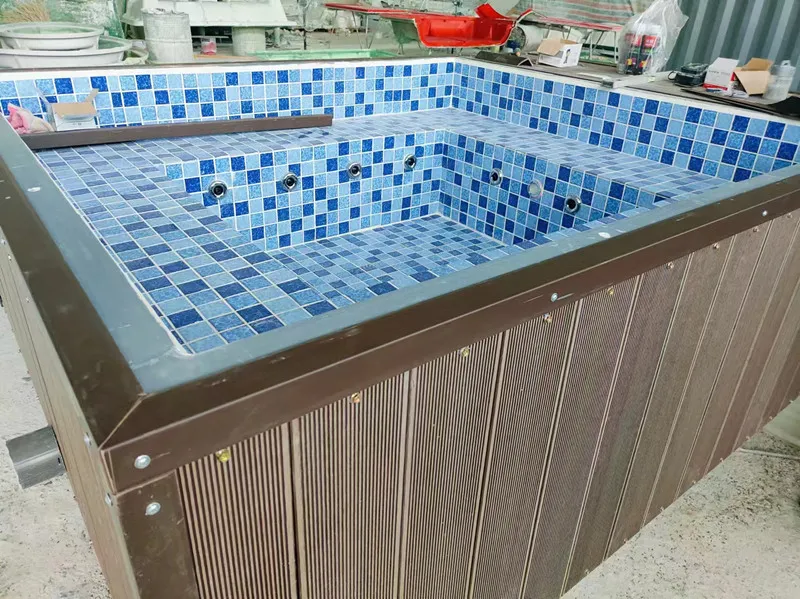 Permintaan pasar untuk kolam renang fiberglass kuat, Hebei Tengjun FRP Co., Ltd. Pengiriman dipercepat untuk memenuhi harapan pelanggan